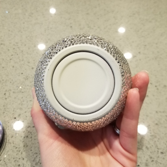 "Bride" stemless wine tumbler - Picture 5 of 5